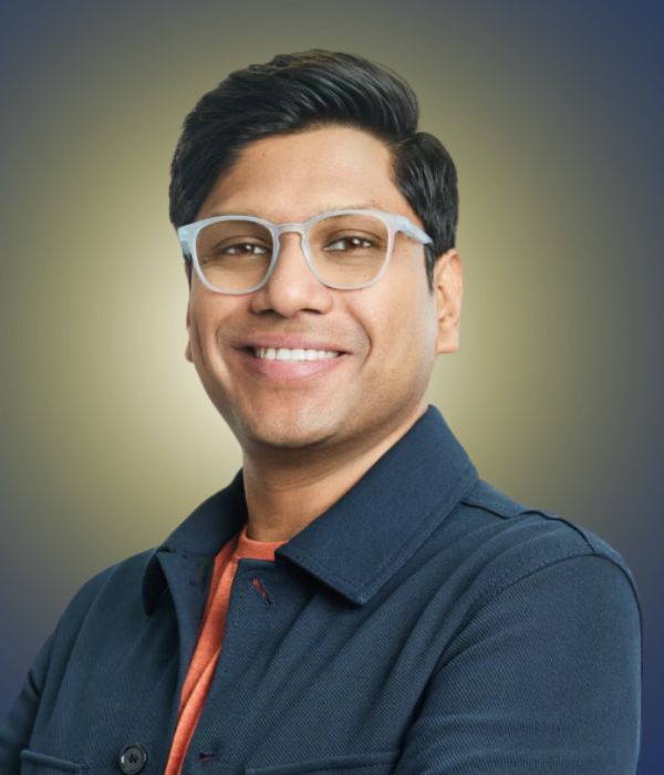 He Wasn’t Good Enough for IIT — Now He Runs India’s Biggest Eyewear Empire