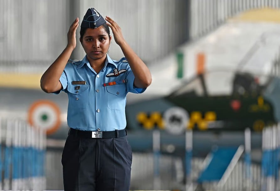 India’s Only Woman Rafale Pilot: The Inspiring Journey of Squadron Leader Shivangi Singh