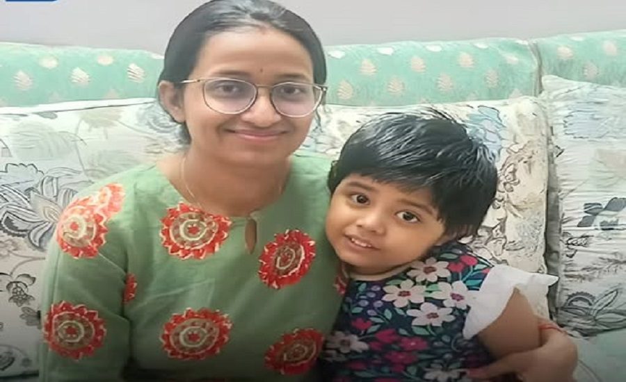 From Office Desk to RAS Rank 6: Jaipur’s Super Mom Rashi Kumawat Redefines Success
