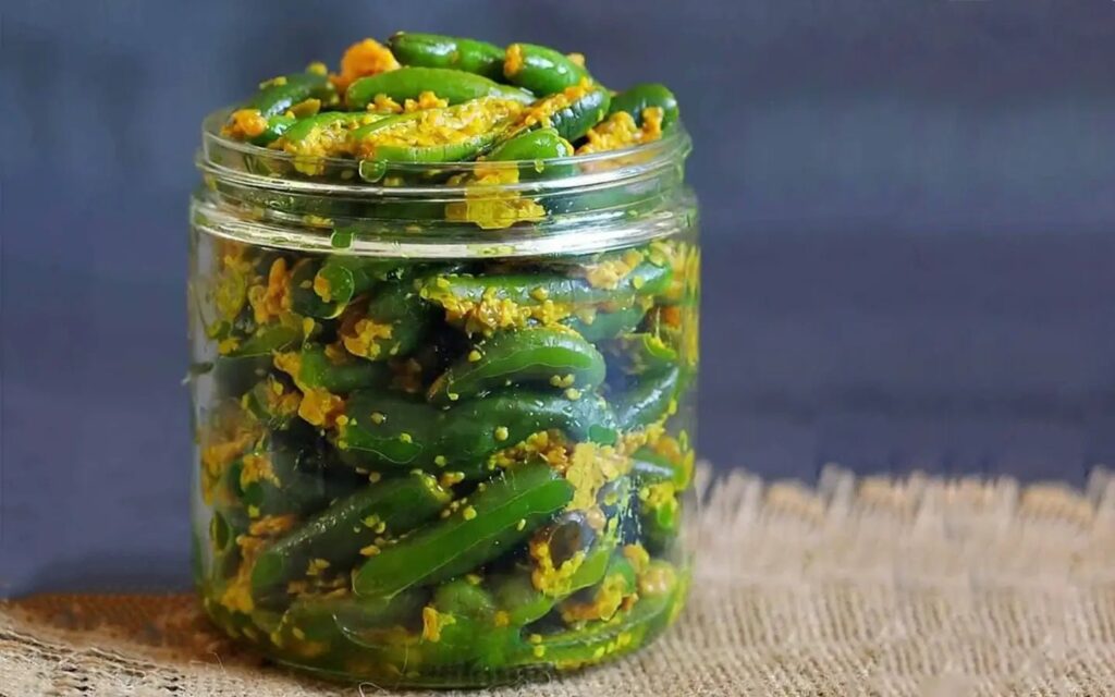 Plastic Containers, Pickles, and Cancer Risk: What Health Experts Warn