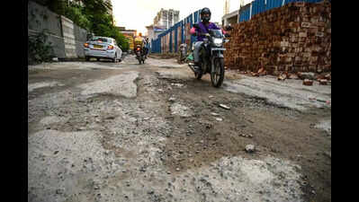 Broken Roads, Dumped Parks: Why Noida Sector 75 Residents Are Losing Patience