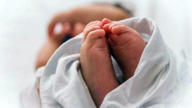गाजियाबाद में बच्चों की तस्करी का बड़ा खुलासा, 4-5 लाख रुपये में निसंतान दंपतियों को बेचता था गिरोह