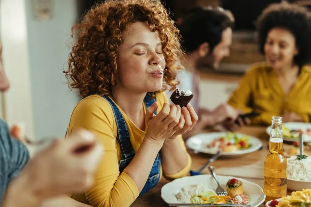 Are You Eating Without Thinking? Why Mindful Eating Is Important